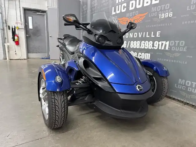 2010 Can-Am Spyder RS SM5 in Sport Touring in Drummondville - Image 4