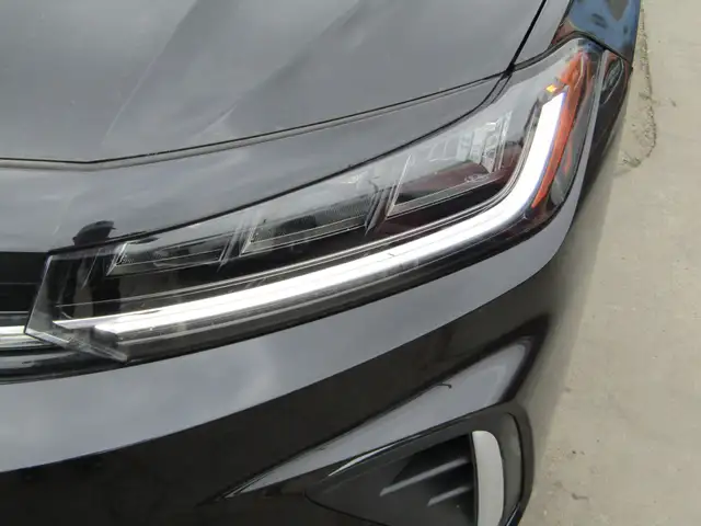 2026 Volkswagen Jetta Comfortline Leather Low KM | CarPlay || Ba in Cars & Trucks in Calgary - Image 13