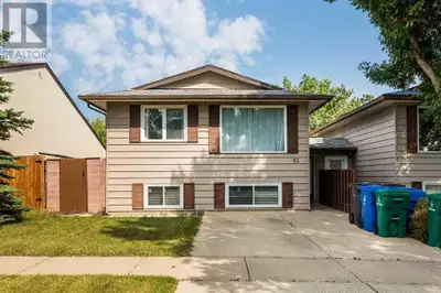 93 Simon Fraser Boulevard W Lethbridge, Alberta