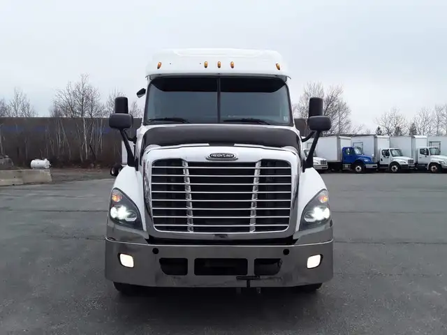 2020 Freightliner Cascadia 125 Sleeper - Selling Fast! in Heavy Trucks in Dartmouth - Image 3