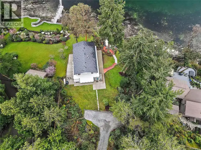 976 Lands End Rd North Saanich, British Columbia in Houses for Sale in Victoria - Image 31