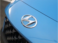 2022 HYUNDAI KONA ESSENTIAL - NO ACCIDENTS - BC VEHICLE - BACKUP CAMERA - HEATED FRONT SEATS - AUTO... (image 7)