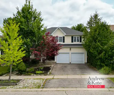 Open House this August 17th from 2pm - 4pm Welcome home to 9 Osborn Avenue in Brantford. Located in...