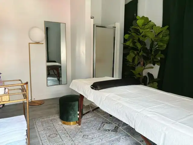 MTL cute Chinese masseuse63735896494851121