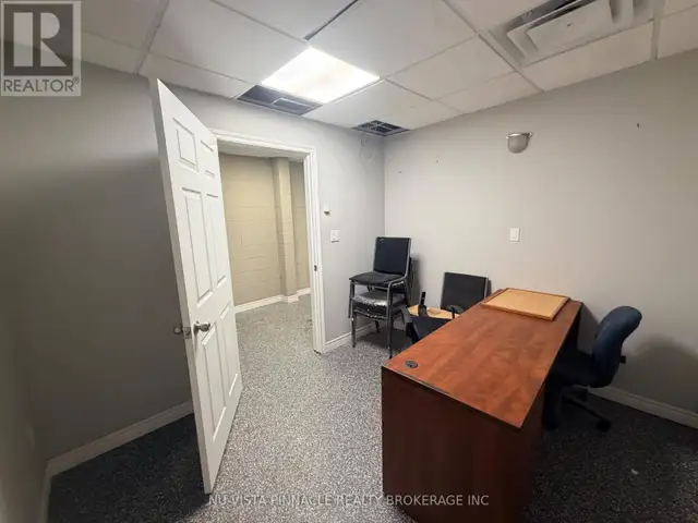389 LYLE STREET London East (East L), Ontario in Commercial & Office Space for Rent in London - Image 15