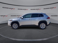 Body-Coloured Front Bumper w/Black Rub Strip/Fascia Accent and Body-Coloured Bumper Insert,Tires: P2... (image 4)