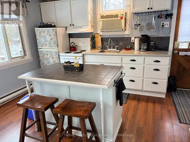 9 RAVINE PARK ROAD N Central Huron (Goderich), Ontario in Houses for Sale in Grand Bend - Image 17