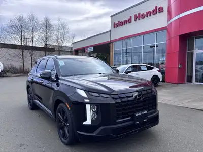 Navigation System, Leather Interior, Blind Spot Monitoring, Lane Keep Assist, Back-Up Camera, Heated...
