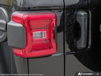 This Jeep Wrangler boasts a Regular Unleaded V-6 3.6 L/220 engine powering this Automatic transmissi... (image 9)