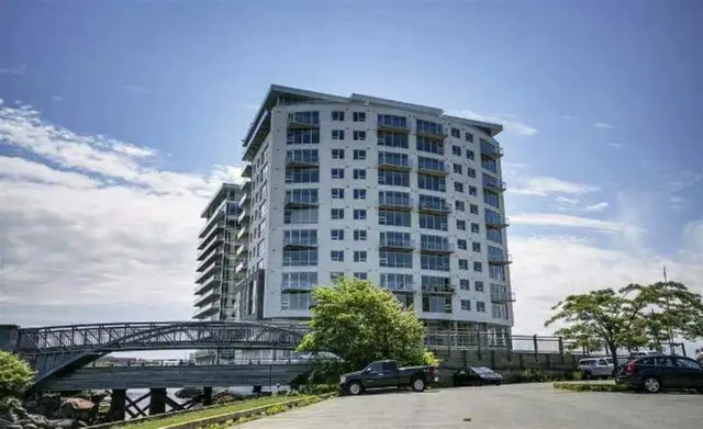 19-004 Beautiful furnished condo on Dartmouth waterfront!628637749457931229