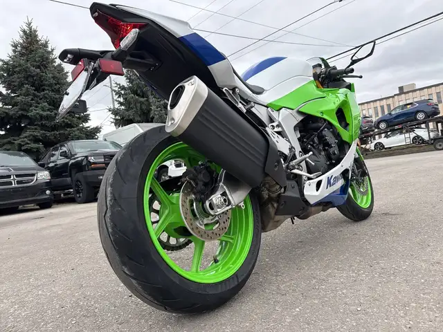 2024 Kawasaki Ninja ZX-6R ~ NINJA ZX-6R ~ 40TH ANNIVERSARY ~ LOW in Sport Bikes in City of Toronto - Image 14