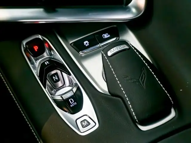 2025 Chevrolet Corvette 2LT in Cars & Trucks in Edmonton - Image 23
