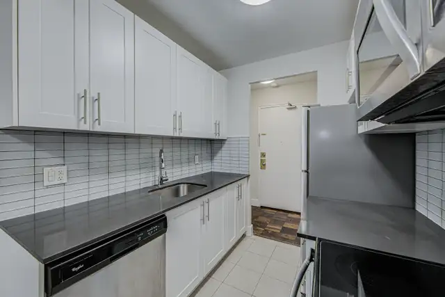 1150/1200 Kingston Road - 1 Bedroom Apartment for Rent in Long Term Rentals in City of Toronto - Image 6