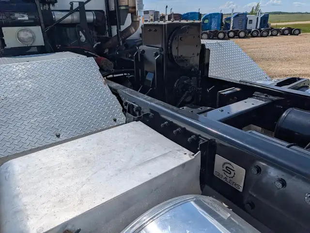 2007 PETERBILT 320 in Heavy Trucks in Winnipeg - Image 15