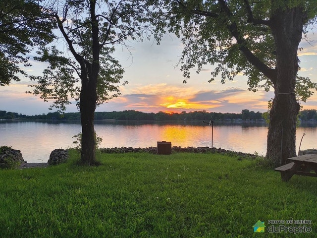 $500,000 - Cottage for sale in Noyan — photo 1