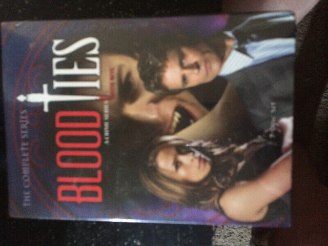 BLOOD TIES-THE COMPLETE SERIES DVD SET in CDs, DVDs & Blu-ray in Timmins