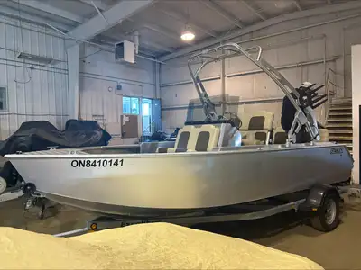 18' Stanley Mink - Centre steer - Aluminum welded - Self bailing Yamaha 115 SHO - ONLY 49.5 TOTAL HO...