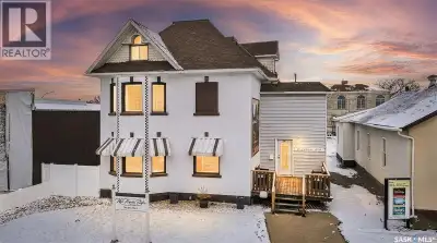Beautiful 3 story building for sale downtown! Currently ran as a successful, well known, long term p...