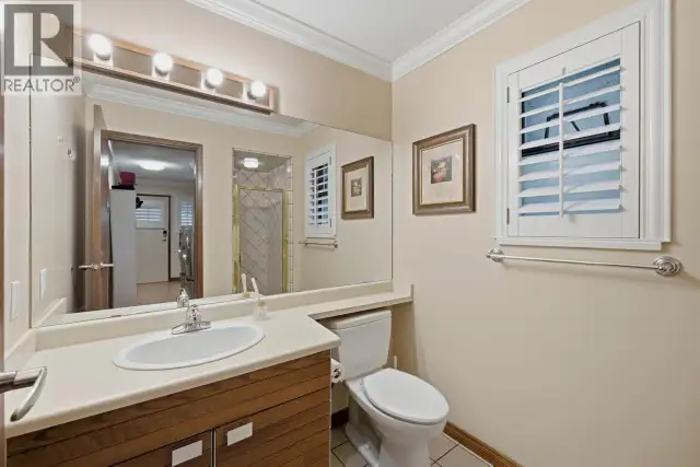 2008 BLAIRVIEW AVENUE North Vancouver, British Columbia in Houses for Sale in North Shore - Image 20