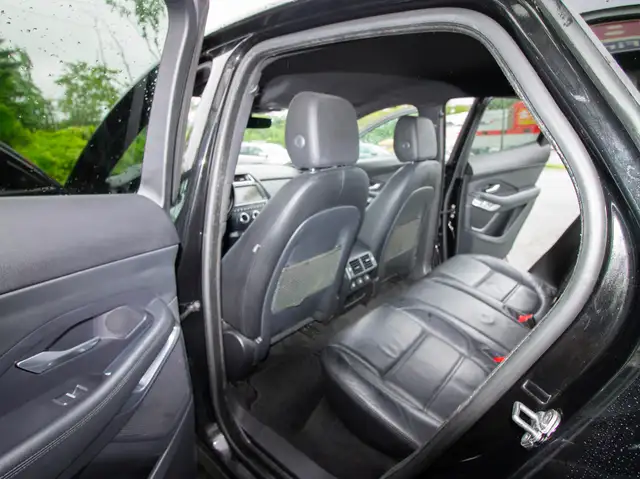 2018 Jaguar E-PACE S ALLOYS | LEATHER | BACKUP CAMERA | AC |...5561112772752384022