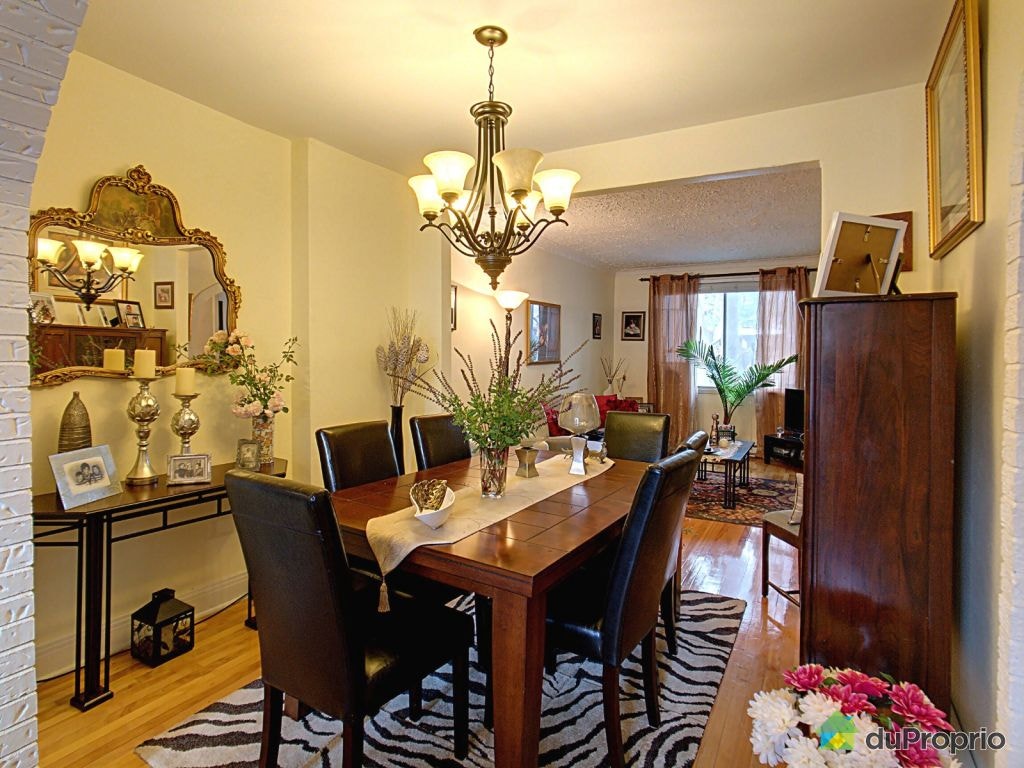 $1,235,000 - Triplex in Villeray / St-Michel / Parc-Extension — photo 2