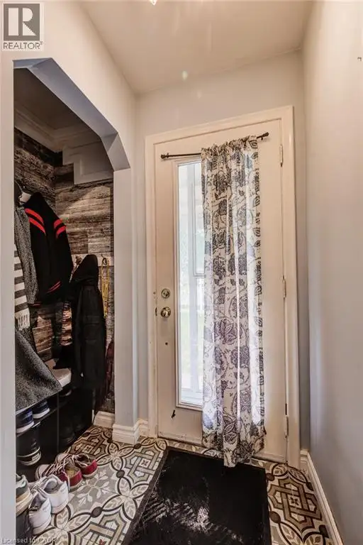 468 HIGHLAND Road E Kitchener, Ontario in Houses for Sale in Kitchener / Waterloo - Image 6