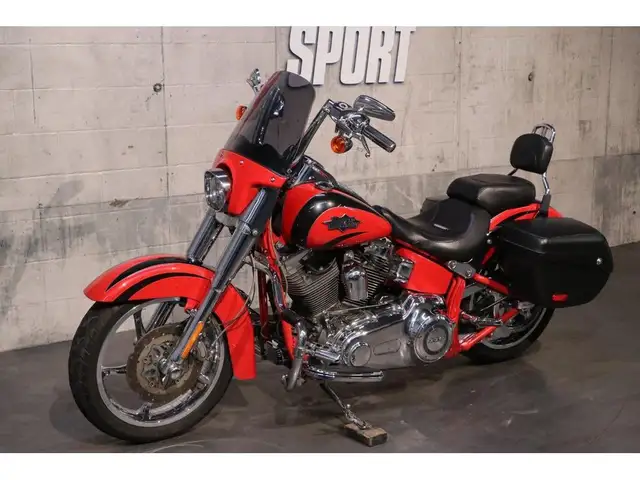 2011 Harley-Davidson SOFTAIL CVO CONVERTIBLE (FLSTSE2) in Street, Cruisers & Choppers in Ottawa - Image 3