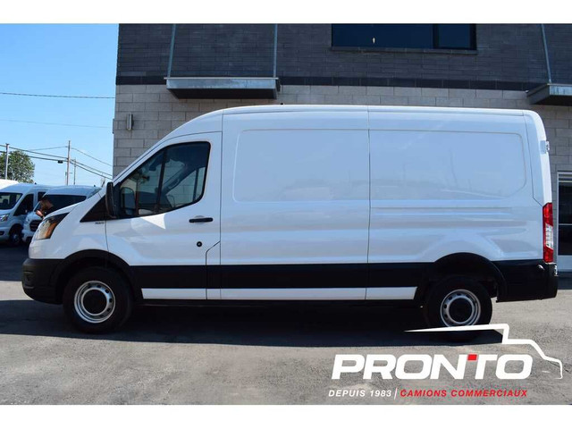 2024 Ford Transit Cargo Van T-250 148WB Med Roof ** GARANTIE FOR dans Autos et camions  à Laval/Rive Nord - Image 4