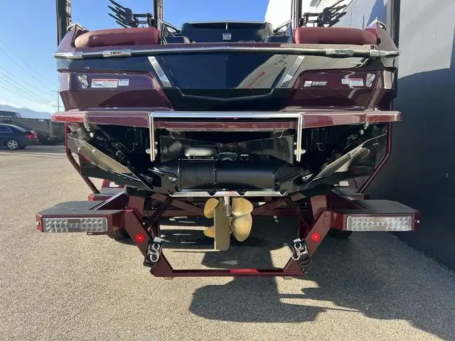 2024 Mastercraft X24 in Powerboats & Motorboats in St. Albert - Image 9