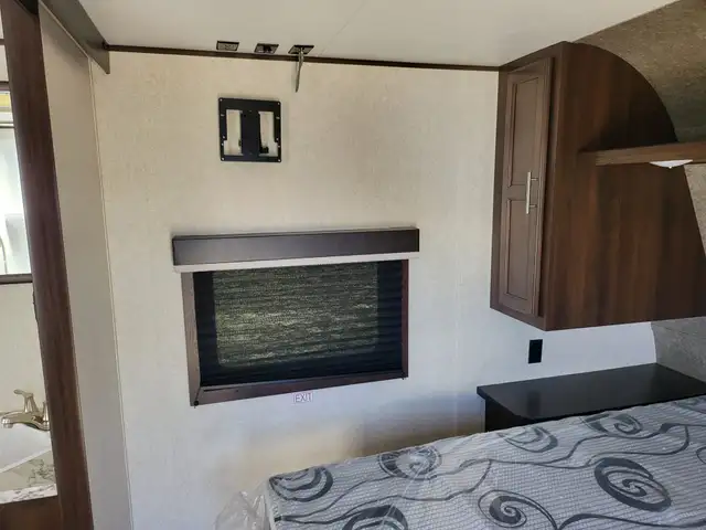 2019 Jayco JAY FLIGHT 235 RKS in Travel Trailers & Campers in St. Albert - Image 36
