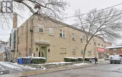 Discover this spacious VERY LARGE and charming 2-bedroom apartment for rent in the highly desirable...