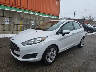 2016 Ford Fiesta SE white on black cloth interior Only 172,000 kms Automatic, AC, power windows, loc...