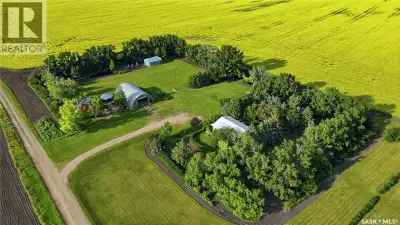 This fantastic acreage is just 35 minutes SE of Regina with pavement until the last 5 minutes. This...