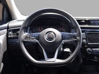 SAFETY INCLUDED LOCAL ONTARIO CAR 14 SERVICE RECORDS Very Clean Nissan Qashqai AWD 2.0L 4Cyl Automat... (image 8)