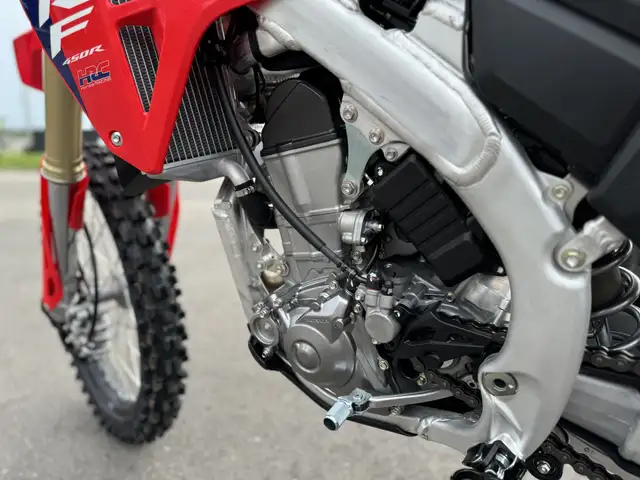 2026 Honda CRF450R in Dirt Bikes & Motocross in Kitchener / Waterloo - Image 19