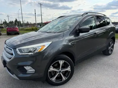 2018 FORD ESCAPE SEL PKG 4WD NO ACCIDENTS LOADED ONLY $148.63 BI WEEKLY WITH $0 DOWN O.A.C CERTIFICA...