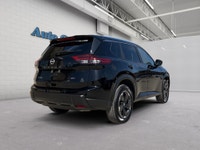 Intelligent All-Wheel Drive | Idle Stop/Start System | Power Panoramic Moonroof | Xtronic CVT | Heat... (image 4)