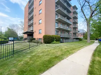 Apartment for Rent at 265 Reynolds, Trafalgar
