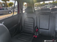 This Volkswagen Atlas delivers a Intercooled Turbo Regular Unleaded I-4 2.0 L/121 engine powering th... (image 9)