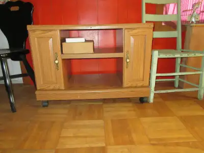 Meuble de tv avec roulette, View more