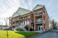 PROMO 1 MOIS GRATUIT Grand 4 1/2 - Boul. Lavigerie Sherbrooke Québec Preview