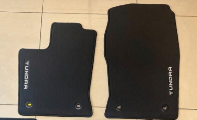 2022-2023 Toyota Tundra Floor Mats // tapis de sol in Other Parts & Accessories in Gatineau