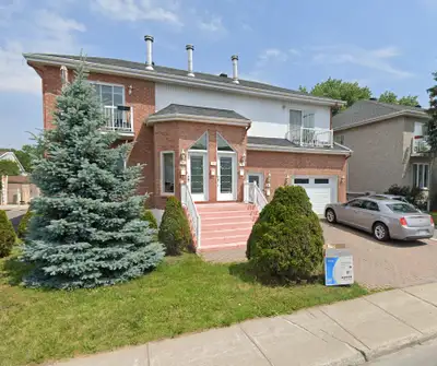 3 CH - 1 SDB - Laval - $2,500 /mo