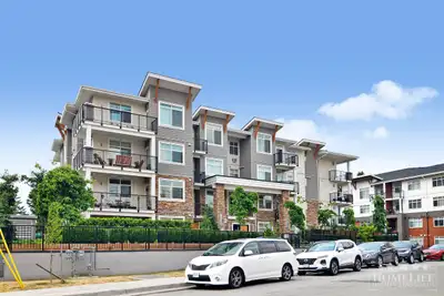 Corner Gem with Private Greenbelt Views – Brydon Green, Langley Step into this bright and airy 2-bed...