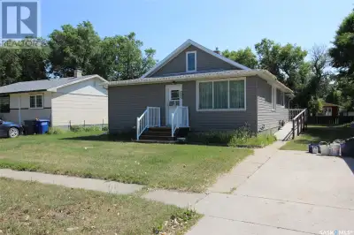 This enormous property is available for immediate possession in Eastend. The home is a large, well c...