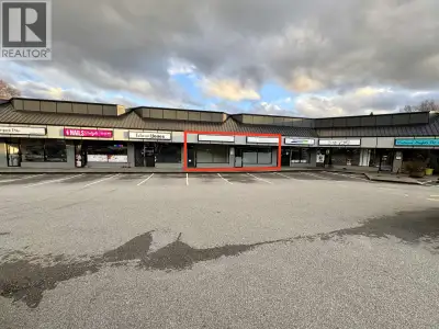 1,750 SF of storefront retail space in Eaglridge Plaza. Previous medical spa offers 6 treatment room...