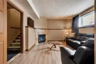 Fully Furnished 3-Bedroom Lower Suite – All Inclusive