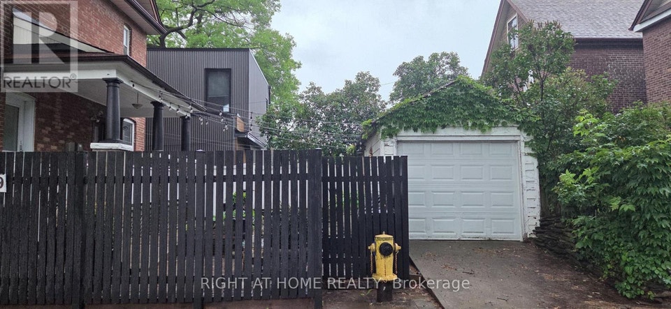 179 Gilmour Avenue Toronto (Junction Area), Ontario, photo 3 of 15
