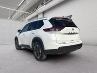 Intelligent All-Wheel Drive | Idle Stop/Start System | Power Panoramic Moonroof | Xtronic CVT | Heat... (image 2)