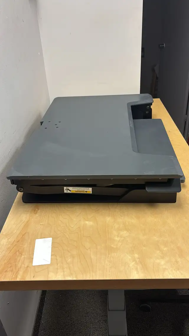 Ergotron WorkFit-TL Desktop Sit-Stand Workstation!!62863731638018121